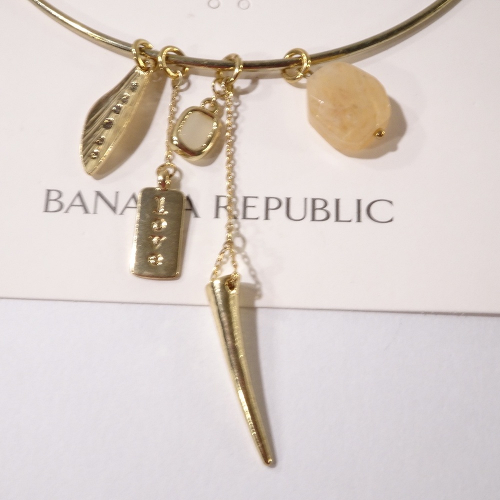 NWT Banana Republic Charm Love Stone Choker Necklace NWT 59